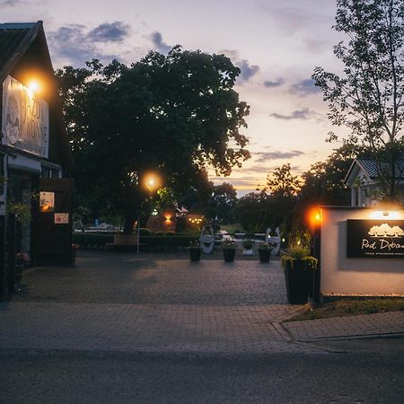 Pod Debami Domki ,Pokoje,Nauka Jazdy Konnej Sarbsk Obok Leby Eksteriør bilde