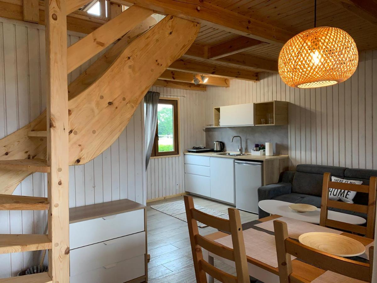 Pod Debami Domki ,Pokoje,Nauka Jazdy Konnej Sarbsk Obok Leby Eksteriør bilde